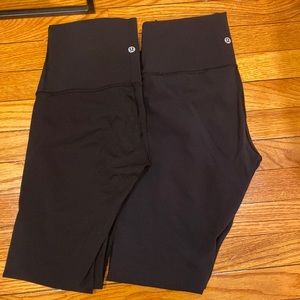 Worn Lightly Lululemon leggings